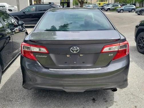 2014 Toyota Camry SE