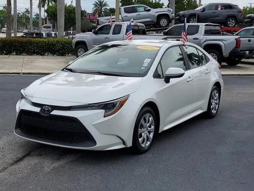 2022 Toyota Corolla LE