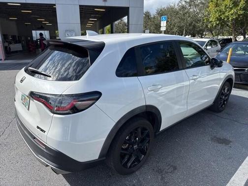 2023 Honda HR-V 2WD Sport