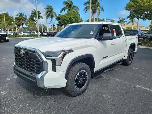 2025 Toyota Tundra SR5