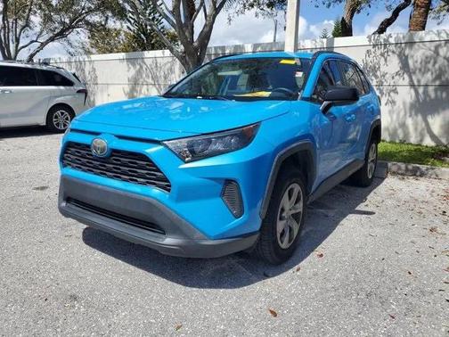 2019 Toyota RAV4 LE