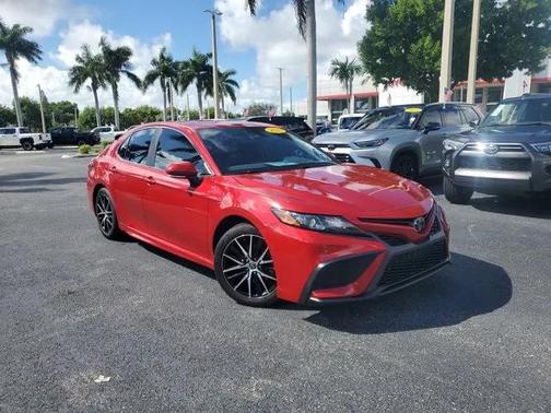 2024 Toyota Camry SE