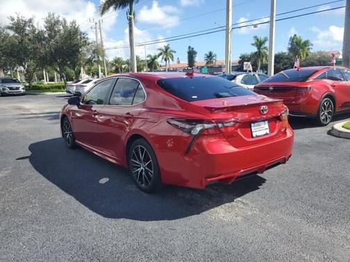 2024 Toyota Camry SE