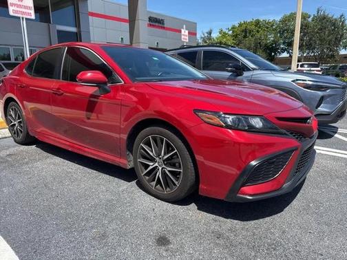 2024 Toyota Camry SE