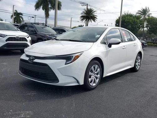 2026 Toyota Corolla Hybrid LE