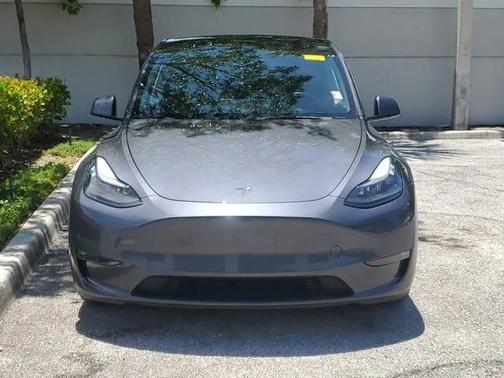 2023 Tesla Model Y Performance Dual Motor All-Wheel Drive