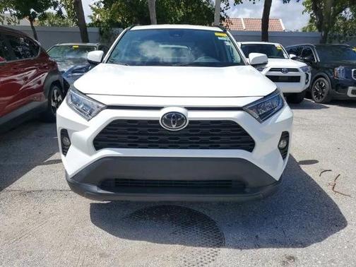 2021 Toyota RAV4 XLE