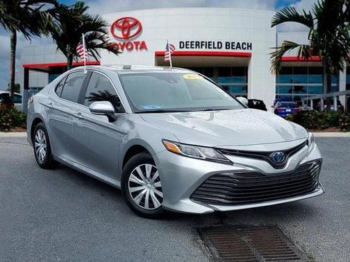 2019 Toyota Camry Hybrid LE