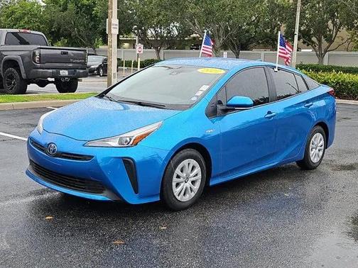 2022 Toyota Prius LE