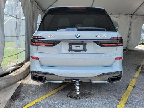 Gray Metallic 2025 BMW X7 M60i