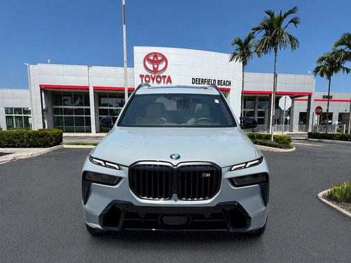Gray Metallic 2025 BMW X7 M60i
