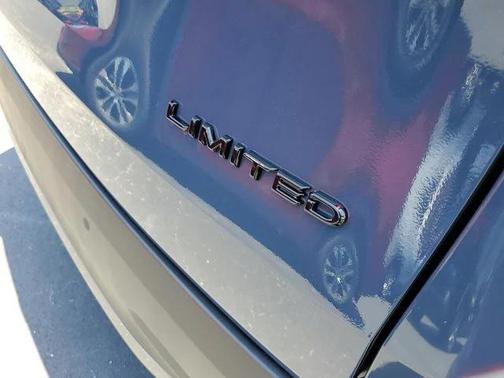 2025 Toyota Grand Highlander Limited