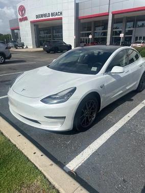 2020 Tesla Model 3 Standard Range Plus