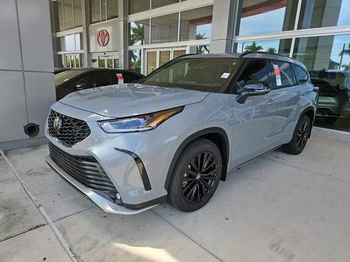 2025 Toyota Highlander XSE