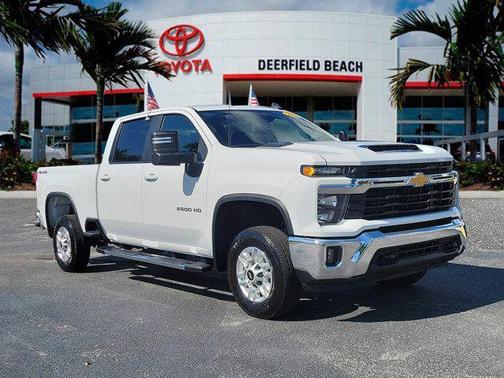 Summit White 2025 Chevrolet Silverado 2500 LT