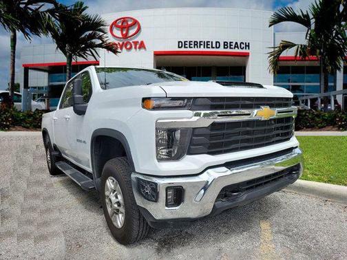Summit White 2025 Chevrolet Silverado 2500 LT
