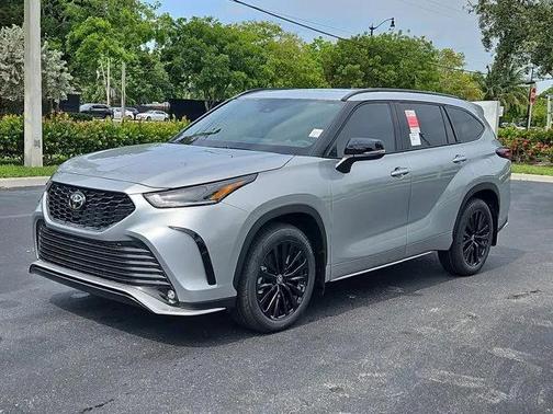 2025 Toyota Highlander XSE