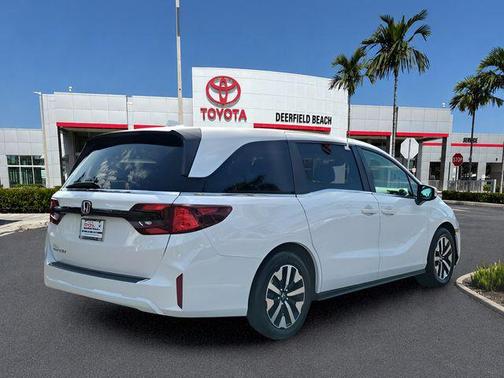 Platinum White Pearl 2025 Honda Odyssey EX-L