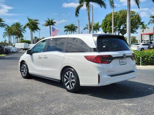Platinum White Pearl 2025 Honda Odyssey EX-L