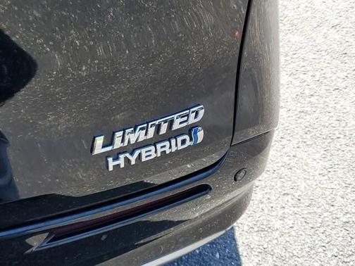2023 Toyota Sienna Limited 7-Passenger