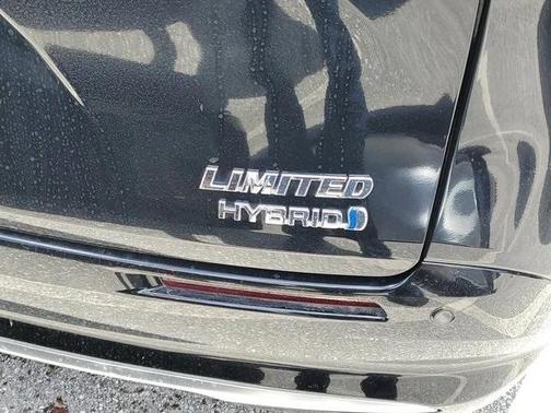 2023 Toyota Sienna Limited 7-Passenger