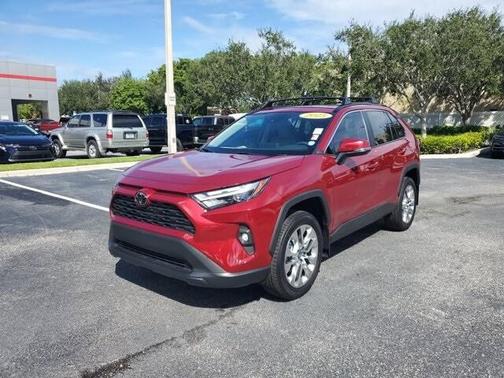 2025 Toyota RAV4 XLE Premium