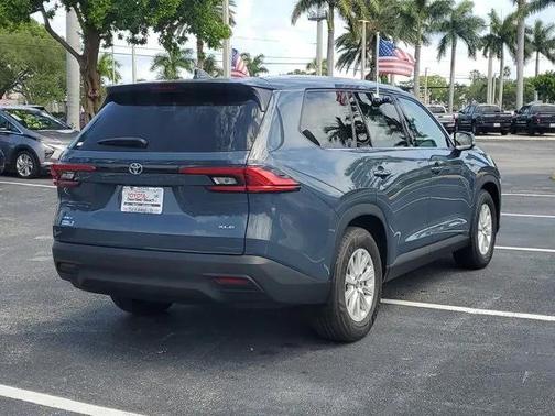 2024 Toyota Grand Highlander Hybrid XLE