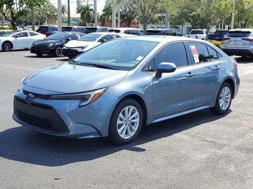 2025 Toyota Corolla Hybrid LE