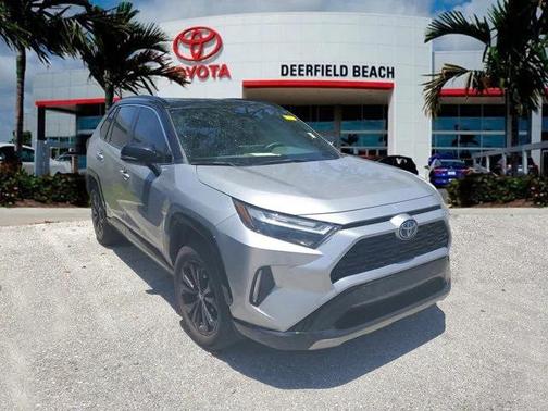 2022 Toyota RAV4 Hybrid SE