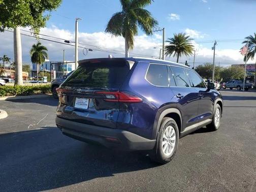 2026 Toyota Grand Highlander Hybrid XLE