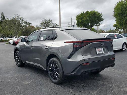 2026 Toyota bZ XLE Plus