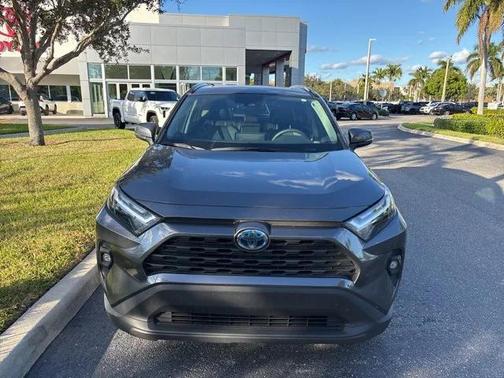 2023 Toyota RAV4 Hybrid XLE Premium