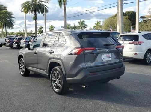 2023 Toyota RAV4 Hybrid XLE Premium
