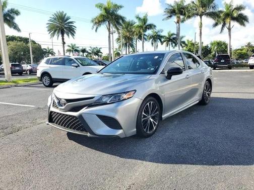 2018 Toyota Camry SE