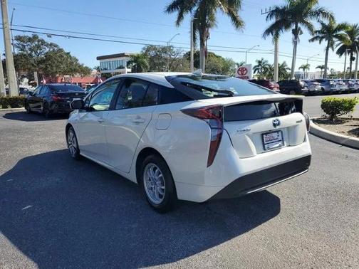 2017 Toyota Prius Four