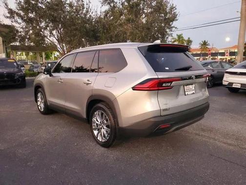 2024 Toyota Grand Highlander Platinum