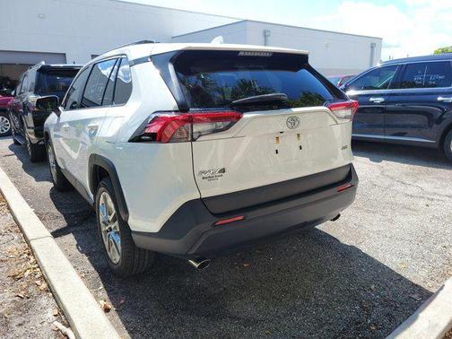 Super White 2019 Toyota RAV4 XLE Premium