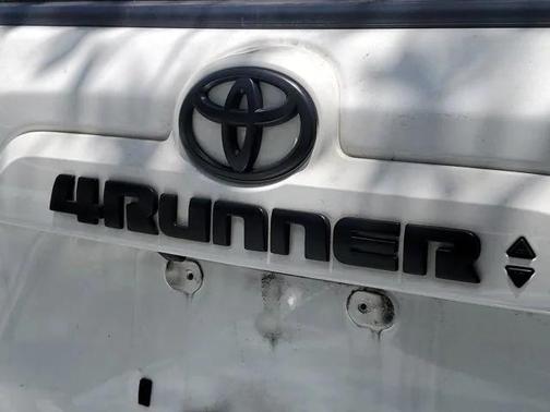 2023 Toyota 4Runner SR5