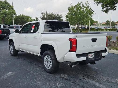 2025 Toyota Tacoma SR5