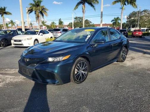 2021 Toyota Camry SE