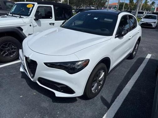 2024 Alfa Romeo Stelvio Sprint RWD