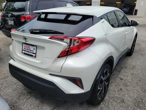 2020 Toyota C-HR XLE