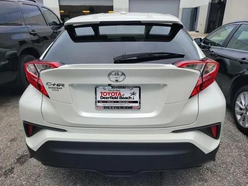 2020 Toyota C-HR XLE
