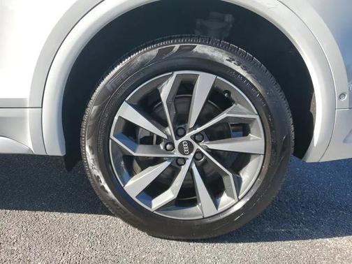 2021 Audi Q5 45 Prestige