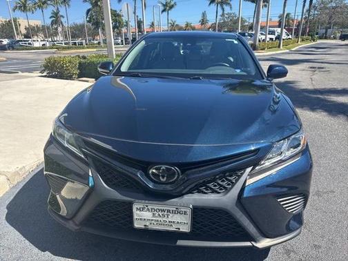 2020 Toyota Camry SE