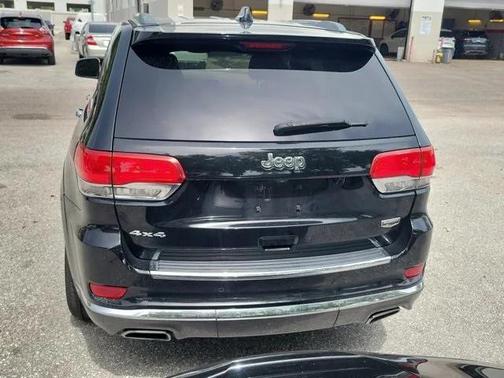 2018 Jeep Grand Cherokee Summit