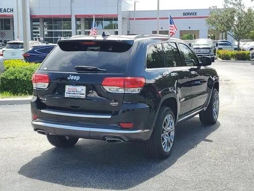 2018 Jeep Grand Cherokee Summit