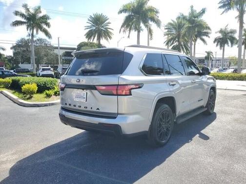 2024 Toyota Sequoia SR5