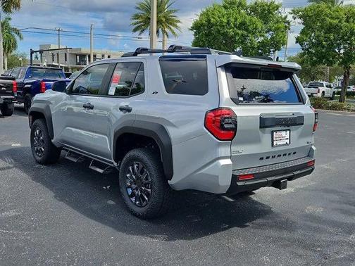 2025 Toyota 4Runner SR5