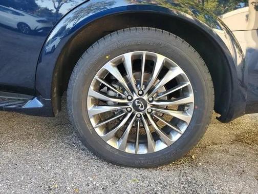 2021 INFINITI QX80 SENSORY